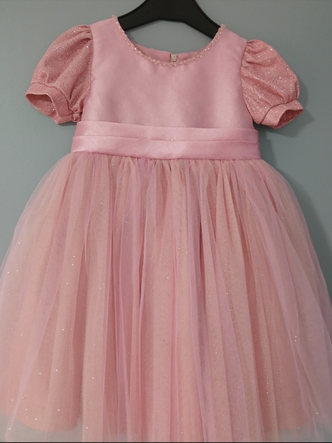 robe rose avant